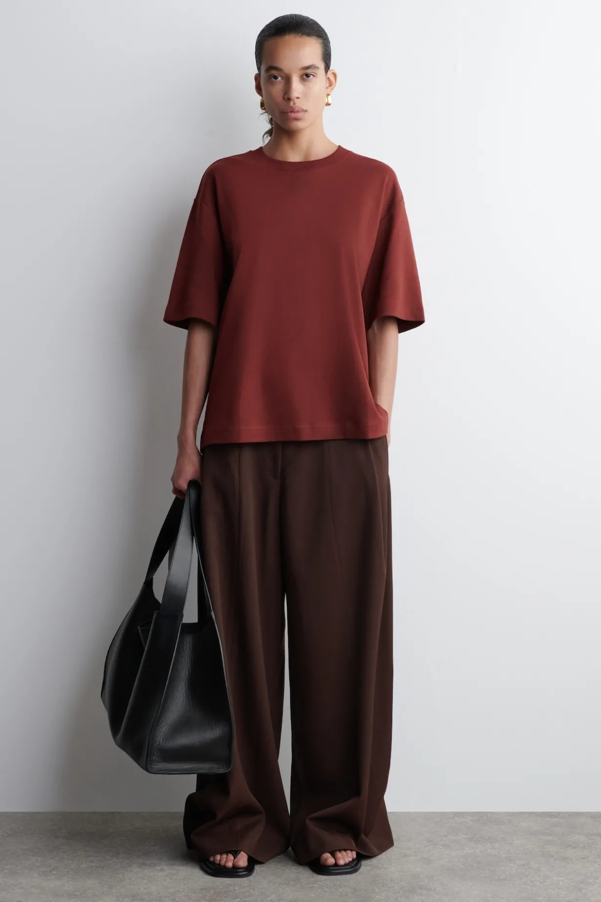 OVERSIZED-T-SHIRT AUS BAUMWOLLE