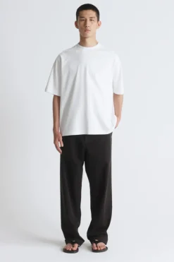 OVERSIZED-T-SHIRT MIT LAGENEFFEKT