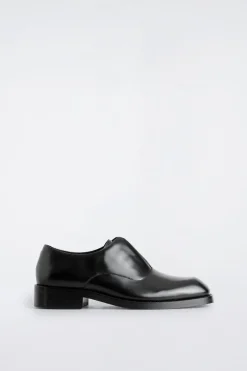 OXFORD-SCHUHE AUS LEDER