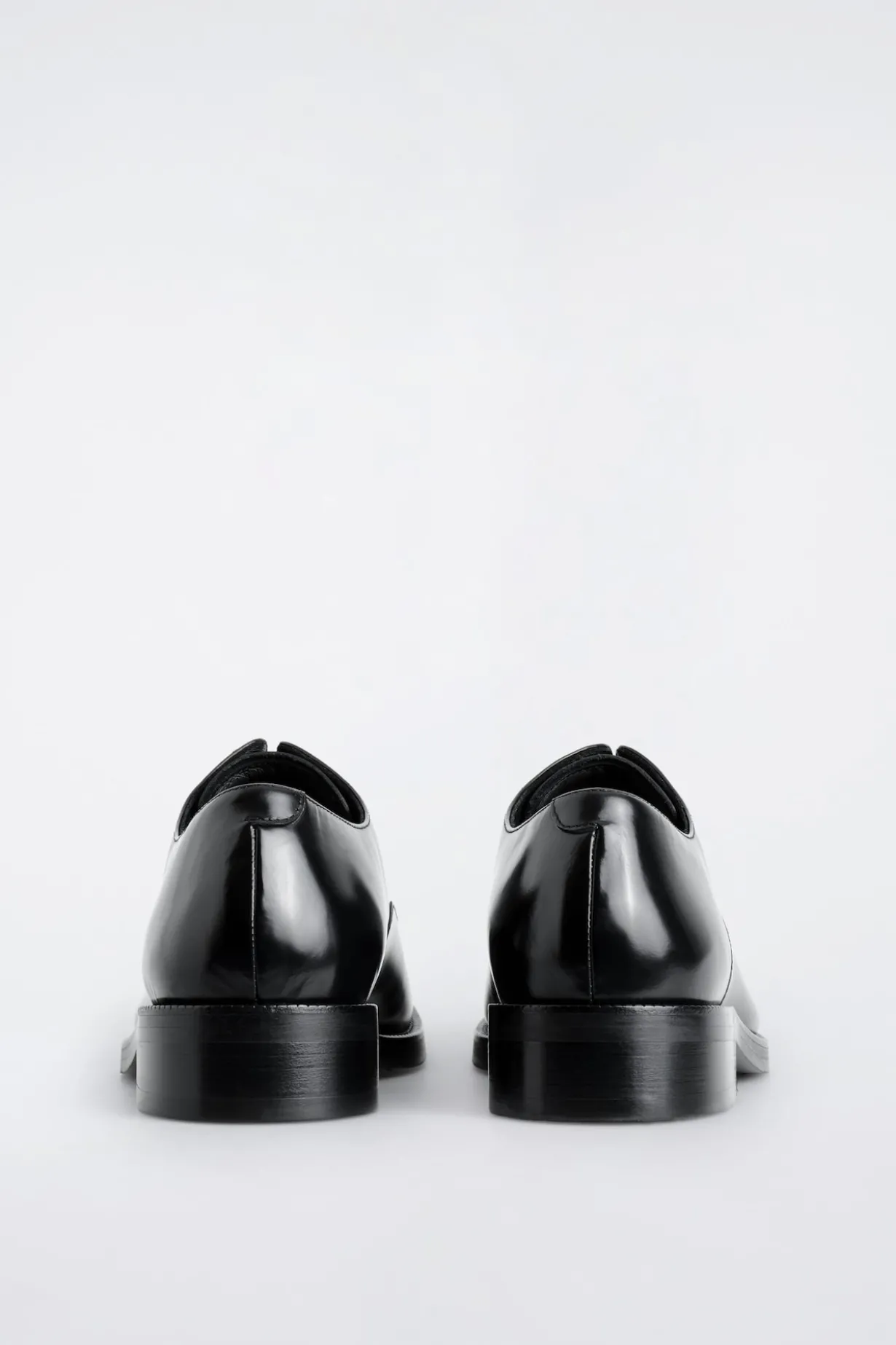 OXFORD-SCHUHE AUS LEDER