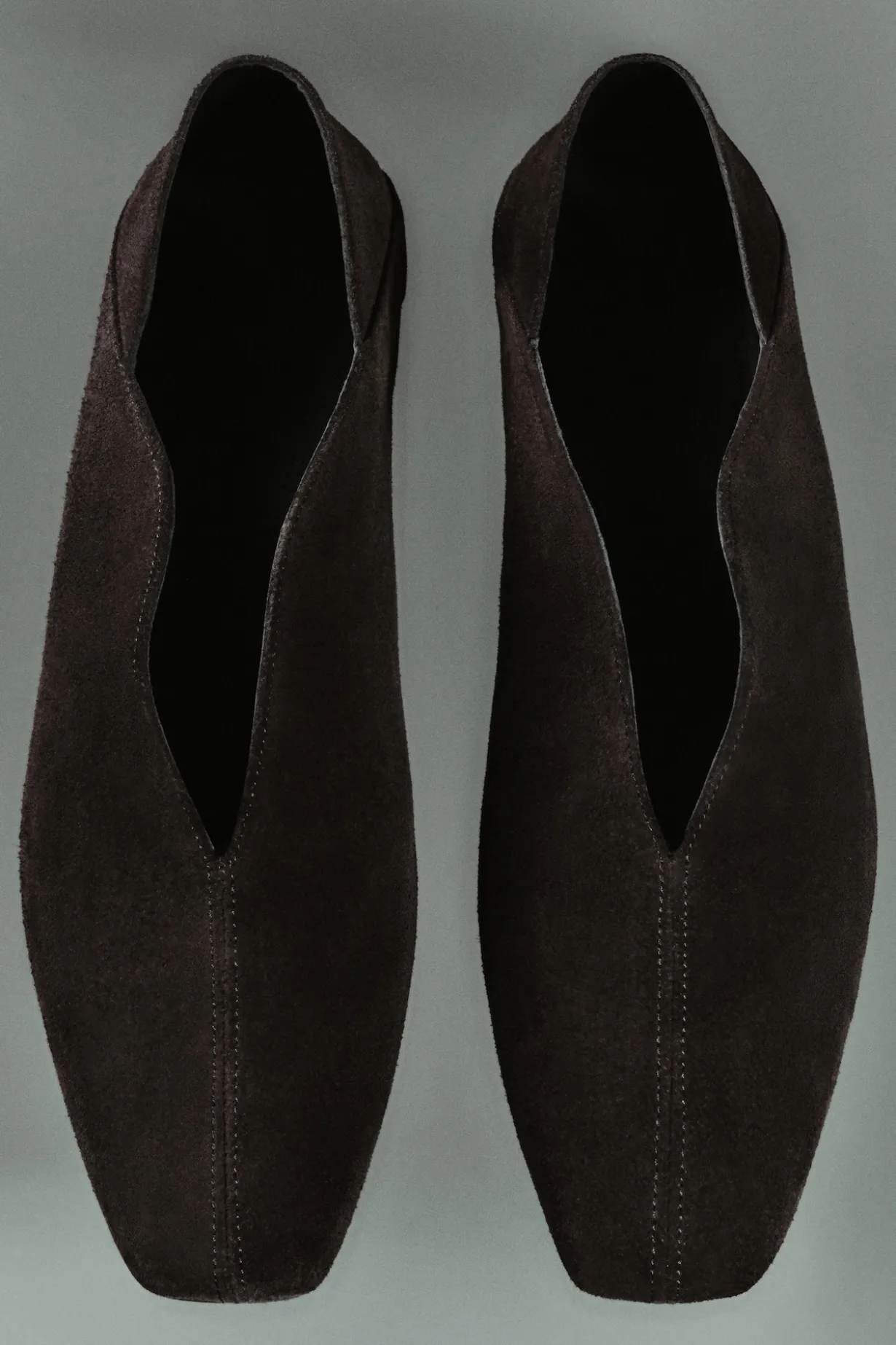 PANTOLETTEN AUS VELOURSLEDER