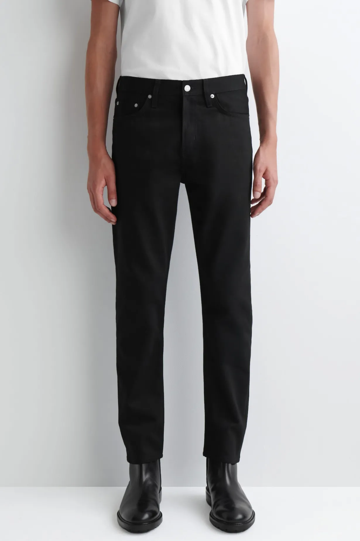 PIER JEANS MIT SCHMALEM BEIN
