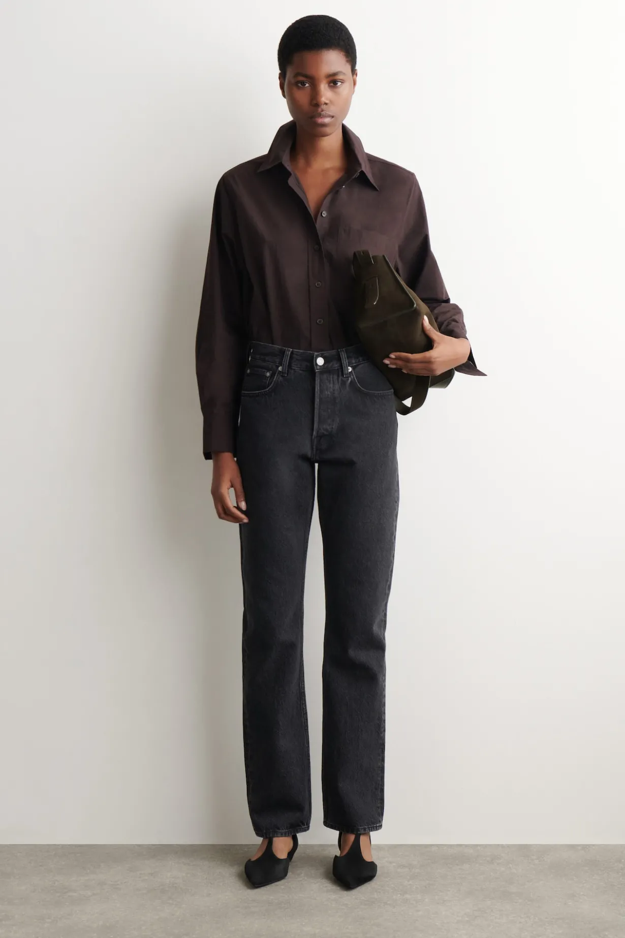 PIPELINE JEANS MIT SCHMALEM BEIN