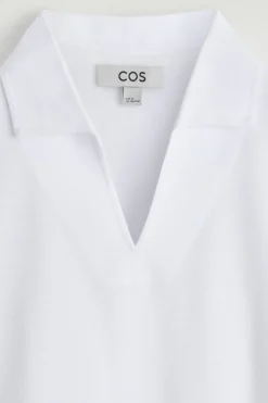PIQUÉ-POLOSHIRT AUS TECHNISCHEM MATERIAL