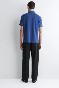 PIQUÉ-POLOSHIRT AUS TECHNISCHEM MATERIAL
