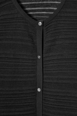 PLISSIERTE STRICKJACKE