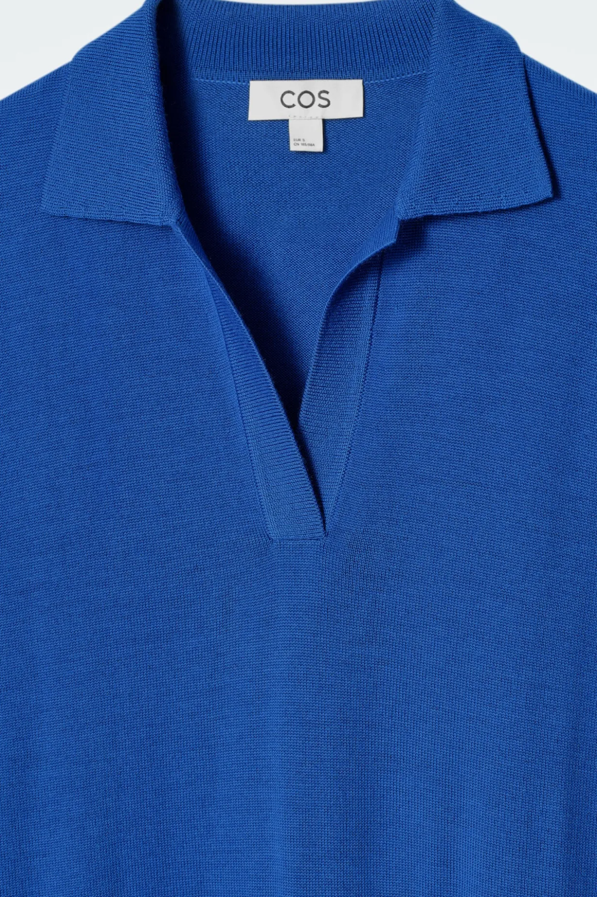 POLOKLEID AUS MERINOWOLLE