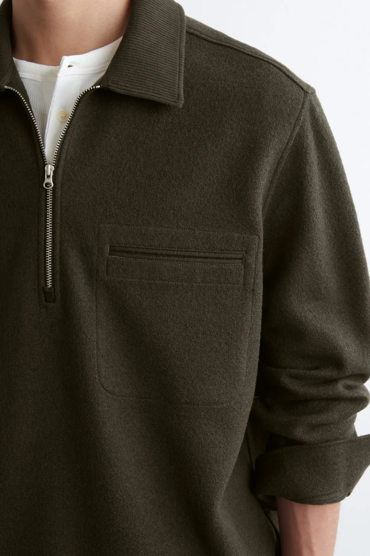 POLOPULLOVER AUS KOCHWOLLE MIT REISSVERSCHLUSS