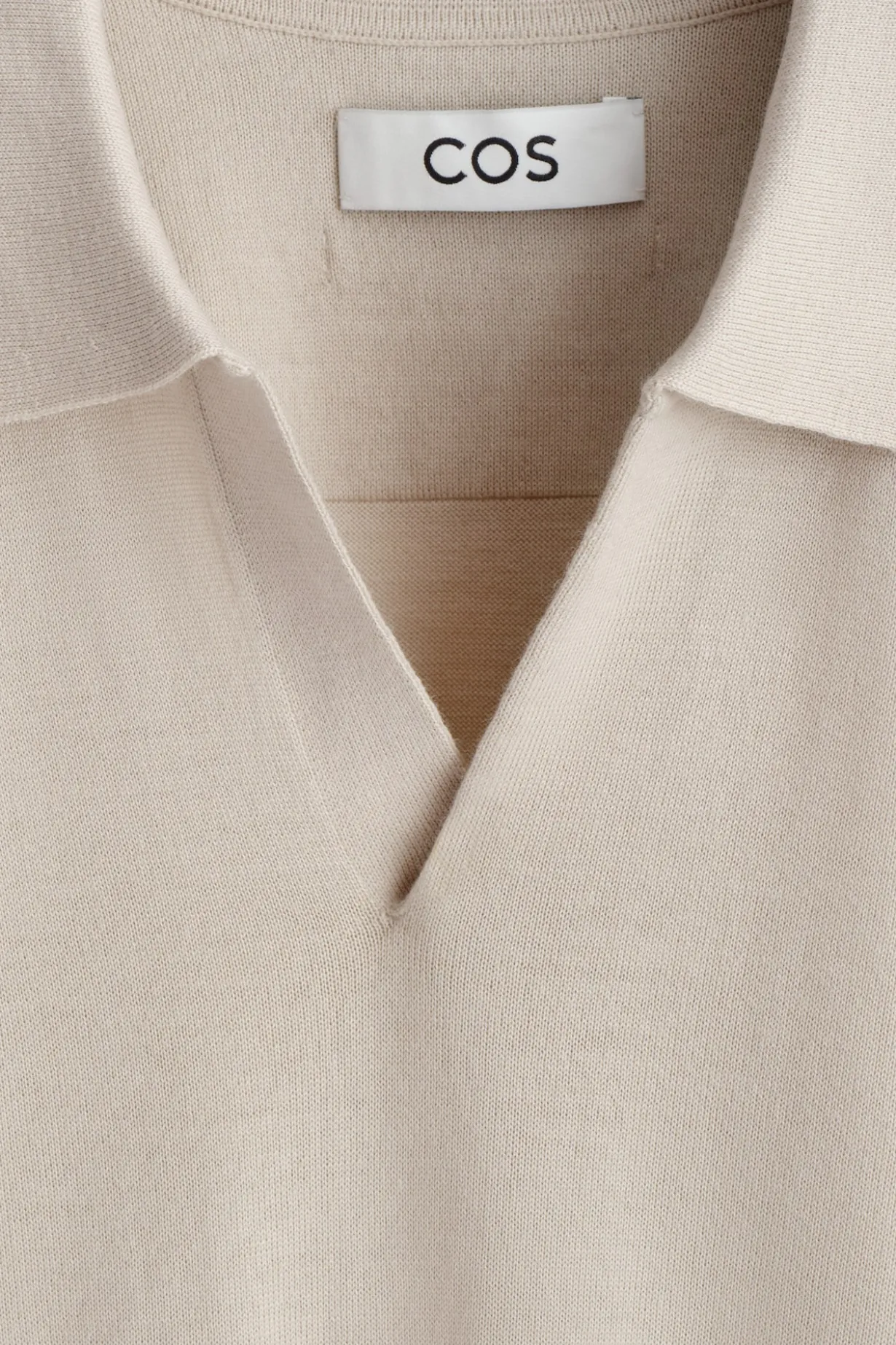 POLOSHIRT AUS MERINOWOLLE