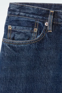 POOL JEANS MIT WEITEM BEIN