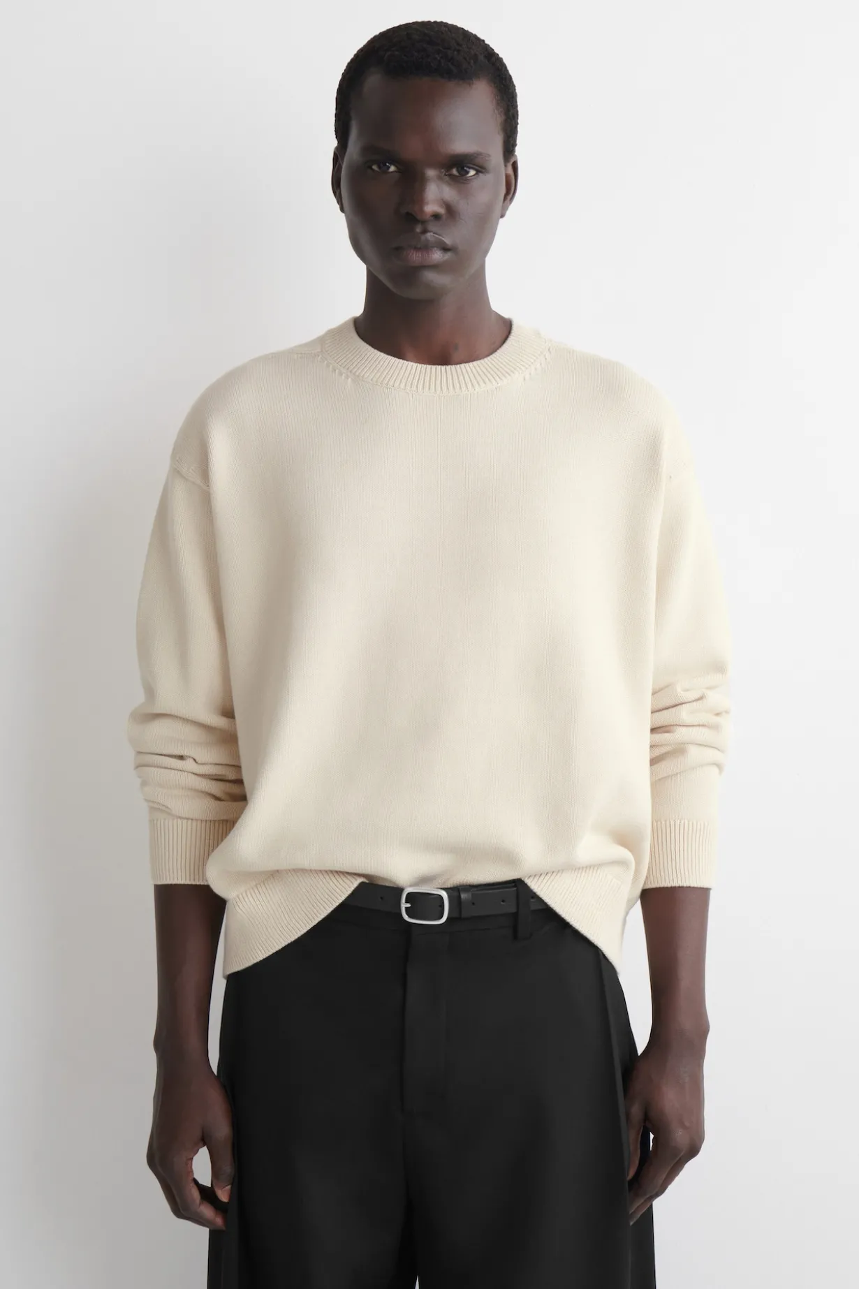 PULLOVER AUS BAUMWOLLE MIT RUNDHALSAUSSCHNITT