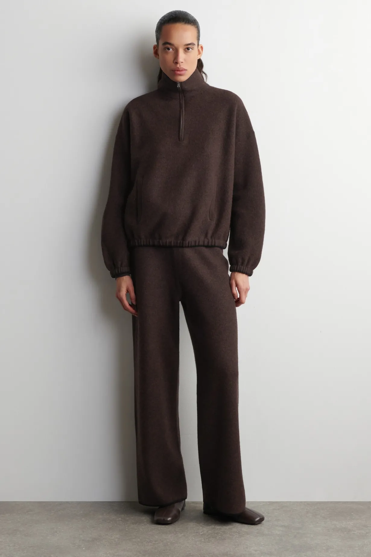 PULLOVER AUS GEKOCHTER MERINOWOLLE