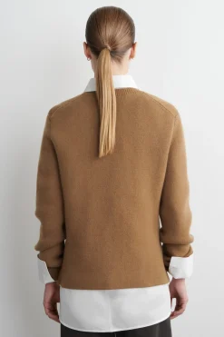 PULLOVER AUS MERINOWOLLE MIT RUNDHALSAUSSCHNITT