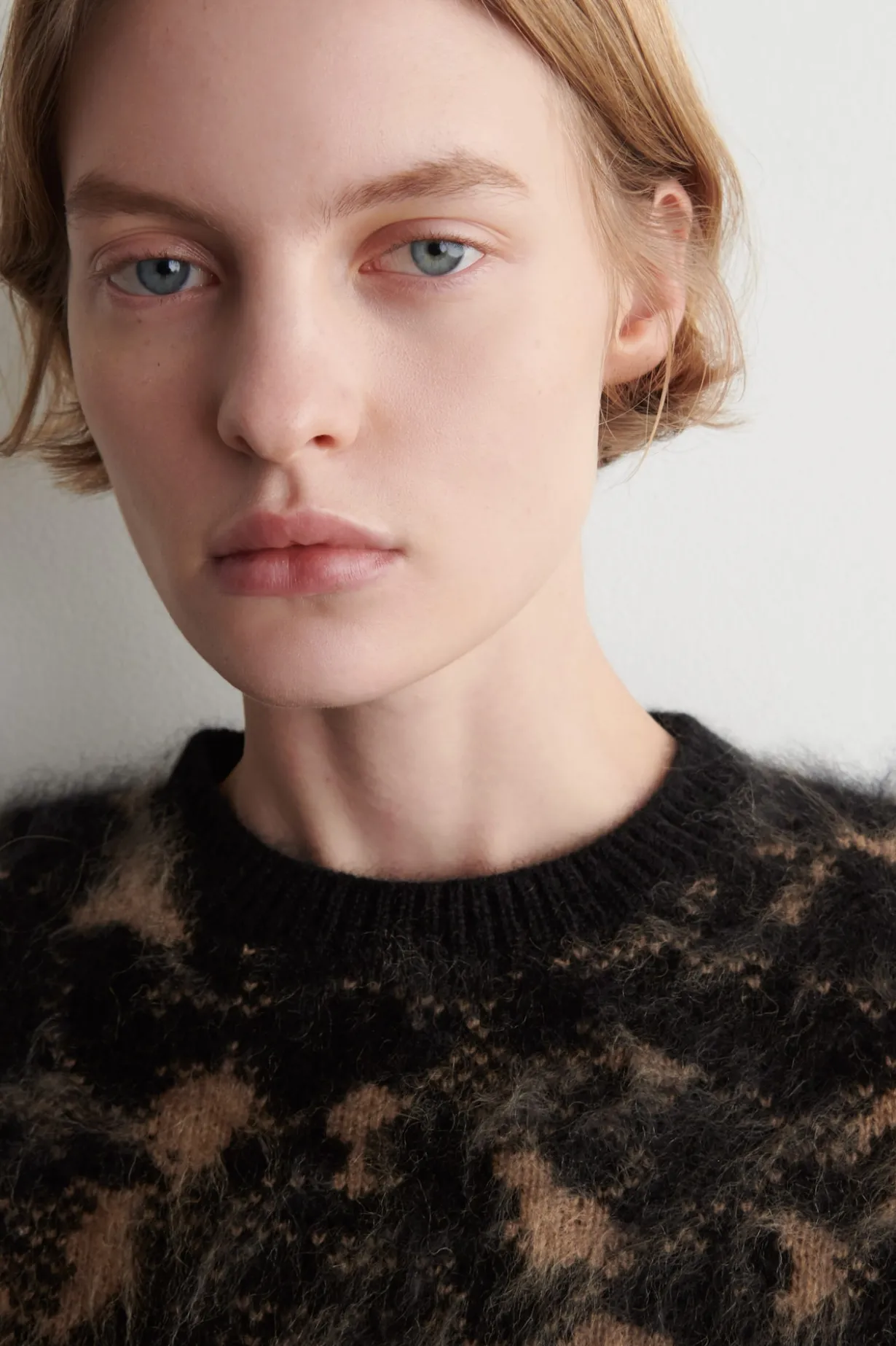 PULLOVER AUS MERINOWOLLE MIT JACQUARD-MOTIV