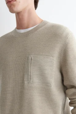PULLOVER AUS WOLLE MIT RUNDHALSAUSSCHNITT