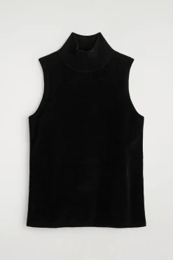 PULLUNDER AUS CHENILLE MIT TRICHTERKRAGEN