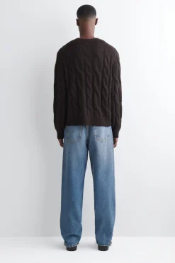 RIDER JEANS MIT GERADEM BEIN UND LOCKERER PASSFORM