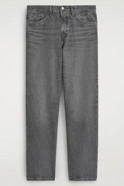 RIDER JEANS MIT GERADEM BEIN UND LOCKERER PASSFORM