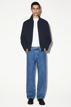 RIDER JEANS MIT GERADEM BEIN UND LOCKERER PASSFORM