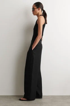 RIPPSTRICK-TANKTOP MIT HENLEY-AUSSCHNITT