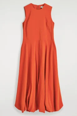 ÄRMELLOSES MIDIKLEID MIT BUBBLE-SAUM