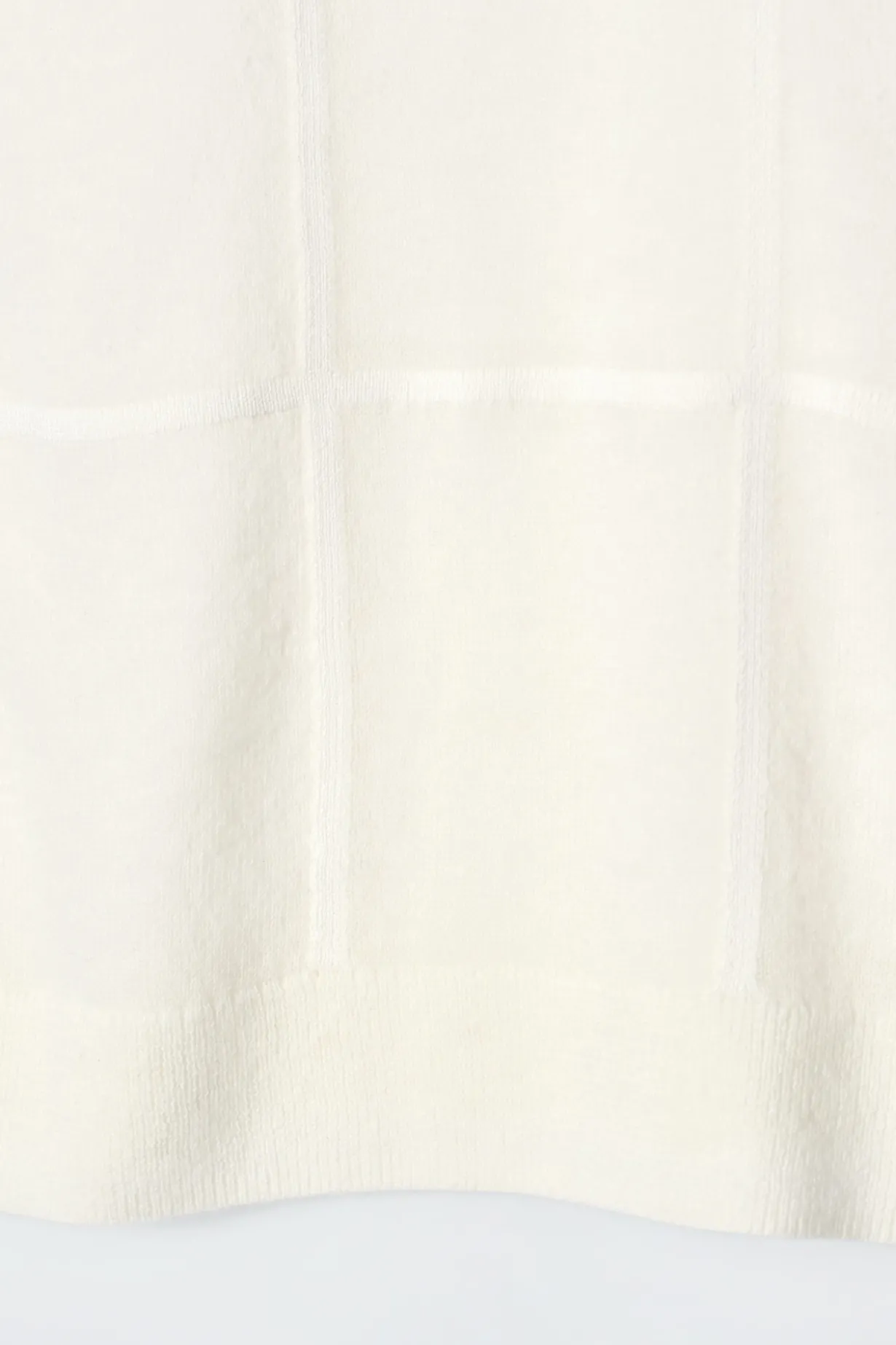 ÄRMELLOSES OBERTEIL MIT WINDOWPANE-KARO