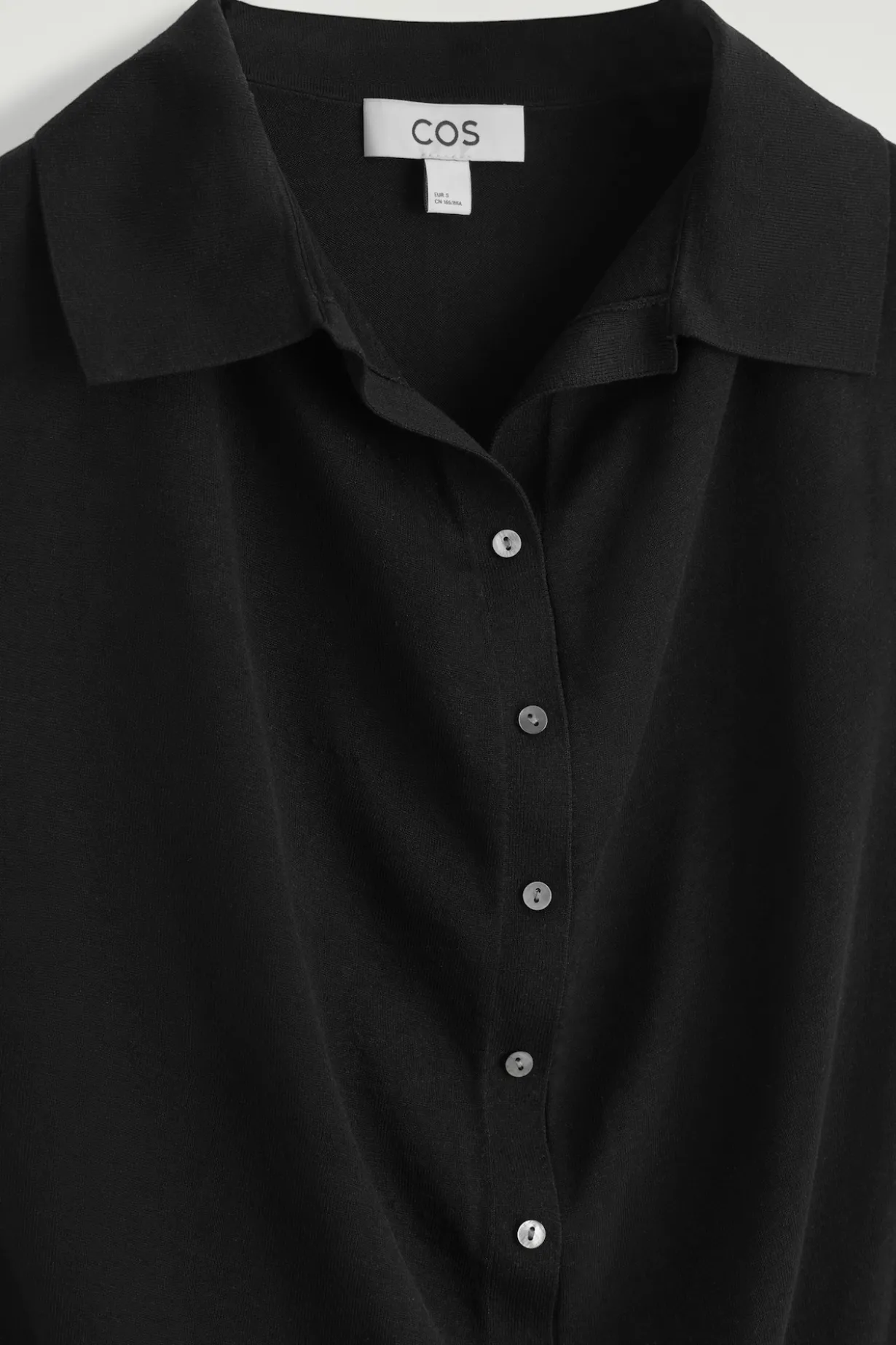 ÄRMELLOSES POLOSHIRT AUS SEIDEN-BAUMWOLL-MIX