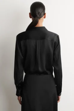 SATINHEMD MIT BUTTON-DOWN-KRAGEN