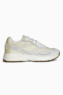 SAUCONY 3D GRID HURRICANE SNEAKERS