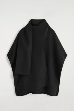 SCHAL-CAPE AUS DOUBLEFACE-WOLLE