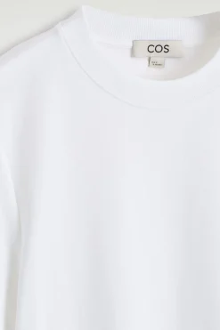 SCHLICHTES T-SHIRT