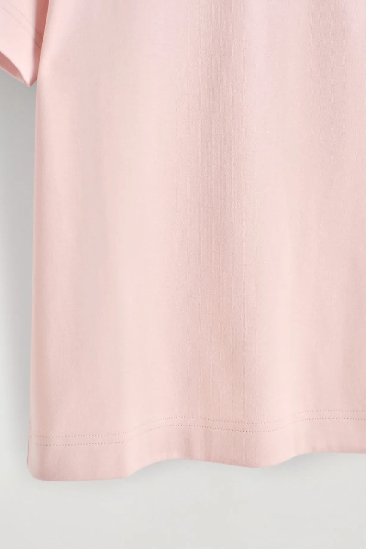 SCHLICHTES T-SHIRT MIT NORMALER PASSFORM