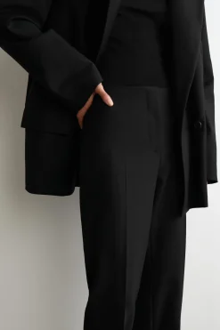 SCHMAL GESCHNITTENE HOSE AUS WOLL-MIX