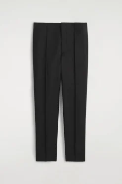 SCHMAL GESCHNITTENE WOLLHOSE