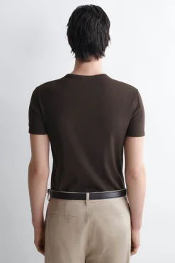 SCHMAL GESCHNITTENES GERIPPTES BAUMWOLL-T-SHIRT