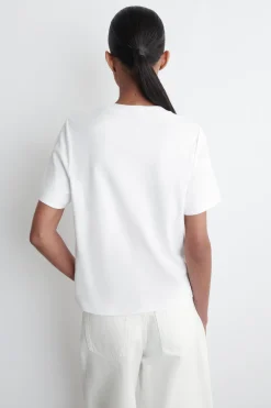 SCHMAL GESCHNITTENES T-SHIRT