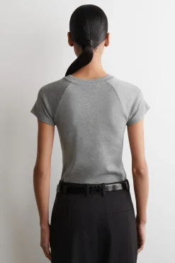 SCHMAL GESCHNITTENES T-SHIRT AUS BAUMWOLLE