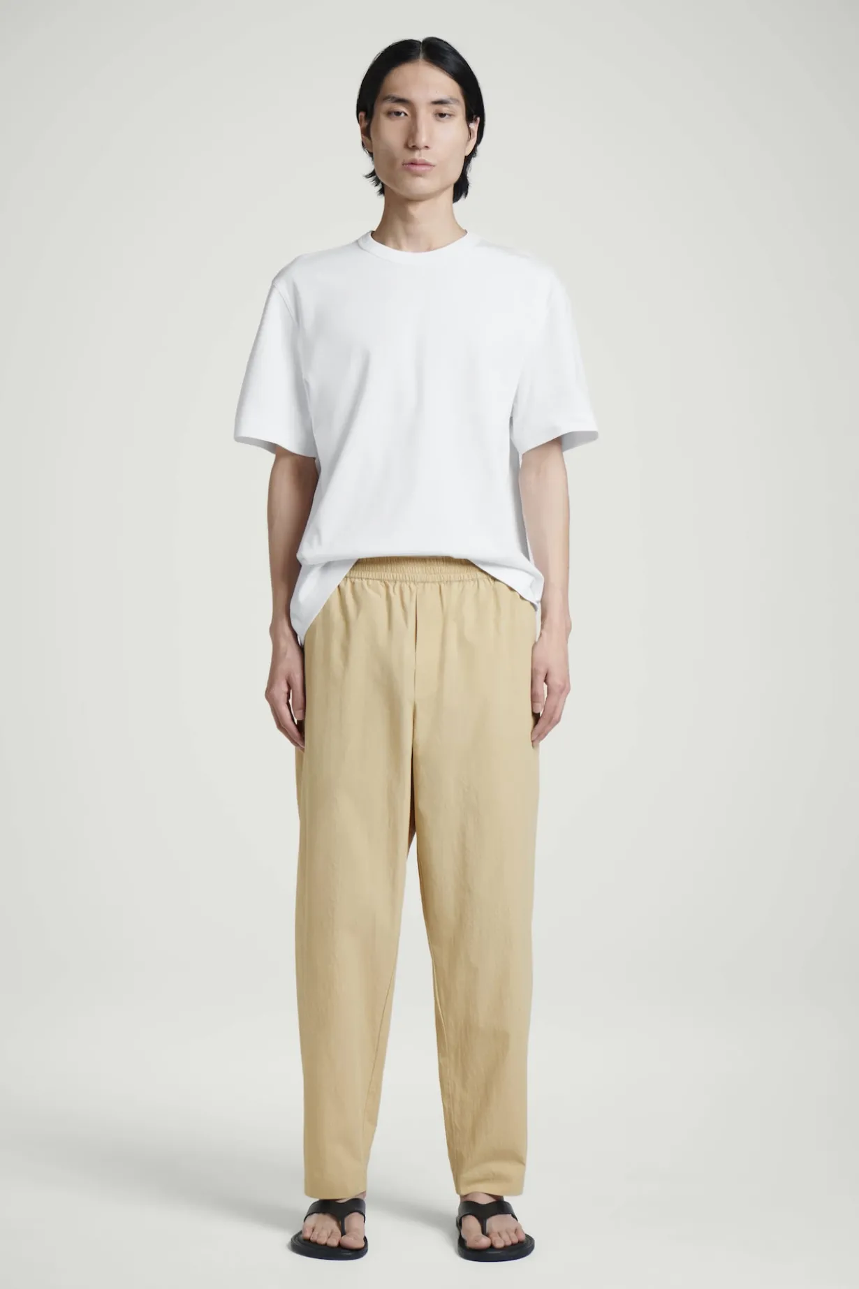 SCHMAL ZULAUFENDE BAUMWOLLHOSE