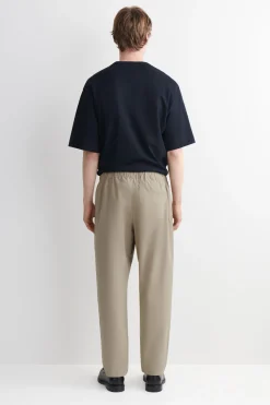 SCHMAL ZULAUFENDE BAUMWOLLHOSE