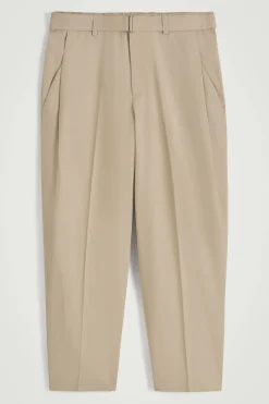 SCHMAL ZULAUFENDE BAUMWOLLHOSE MIT GÜRTEL