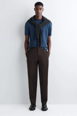 SCHMALE CHINOHOSE AUS BAUMWOLLE MIT GERADEM BEIN