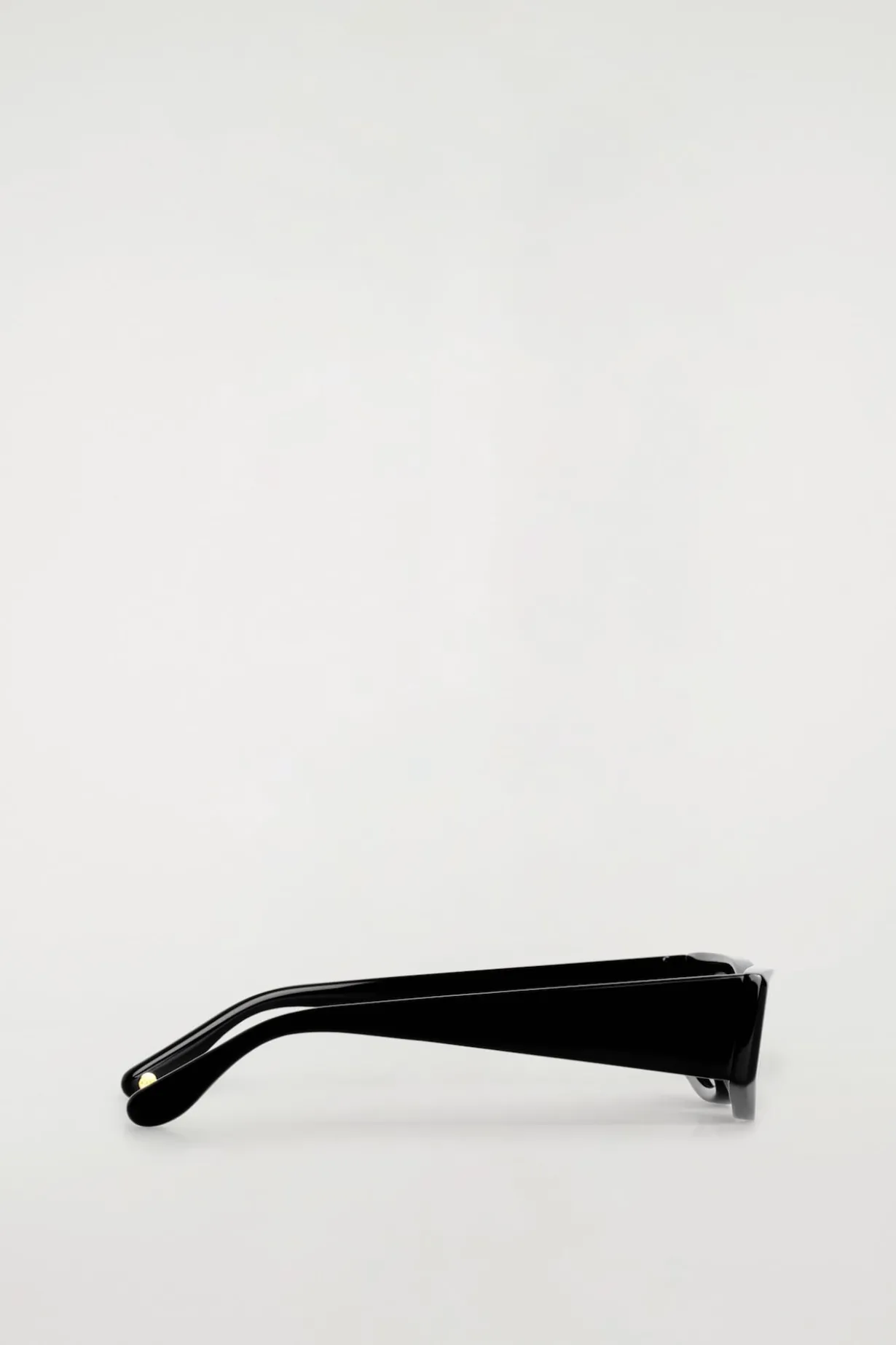 SCHMALE RECHTECKIGE SONNENBRILLE