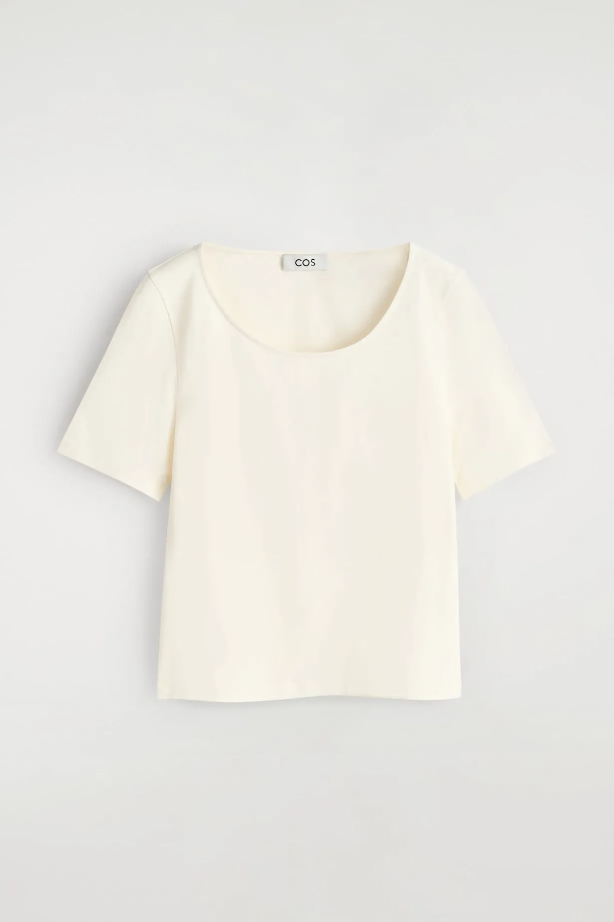 SCHMALES BAUMWOLL-T-SHIRT MIT TIEFEM AUSSCHNITT