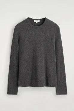 SCHMALES, GERIPPTES LANGARMSHIRT AUS BAUMWOLLE