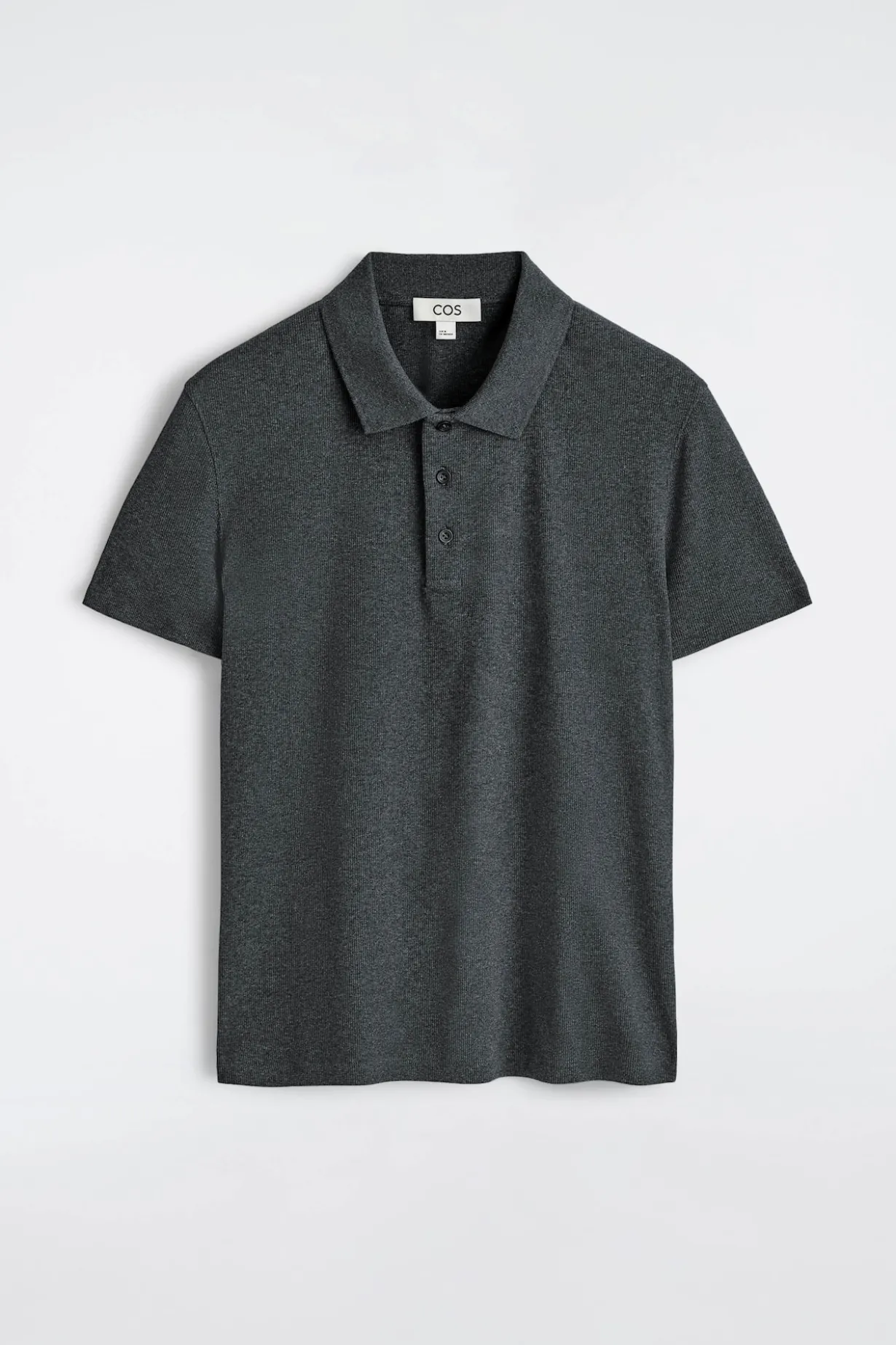 SCHMALES, GERIPPTES POLOSHIRT AUS BAUMWOLLE