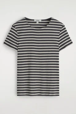SCHMALES GERIPPTES T-SHIRT
