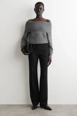 SCHULTERFREIER PULLOVER AUS MERINOWOLLE