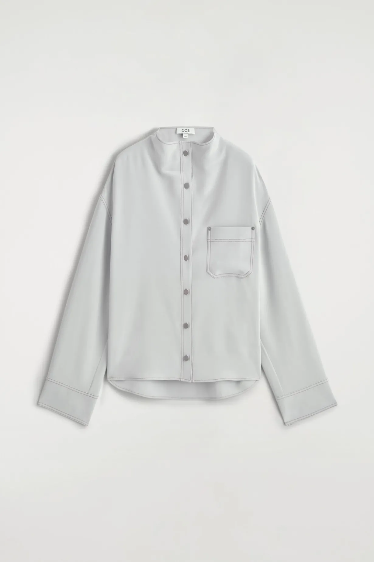 SEIDENHEMD MIT KRAGEN UND DENIM-EFFEKT