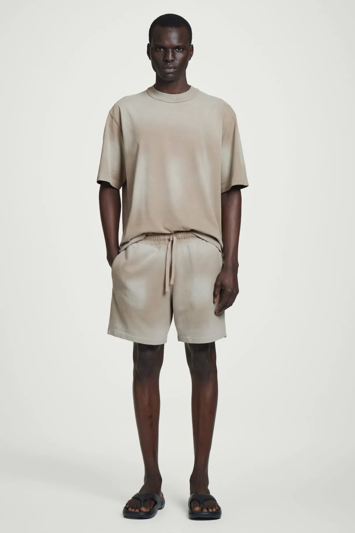 SHORTS AUS JERSEY MIT KORDELZUGBUND
