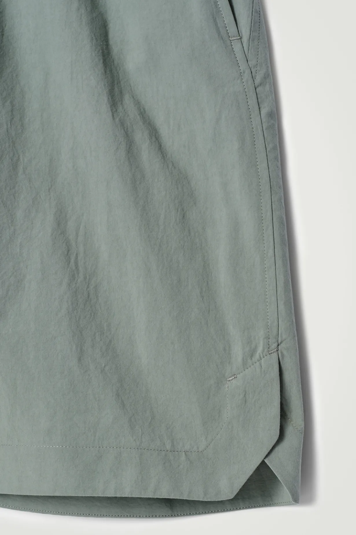 SHORTS AUS PIMA-BAUMWOLLE MIT ELASTISCHEM BUND